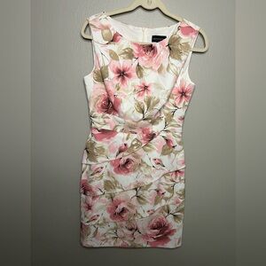 NWOT. Connected Apparel Dress